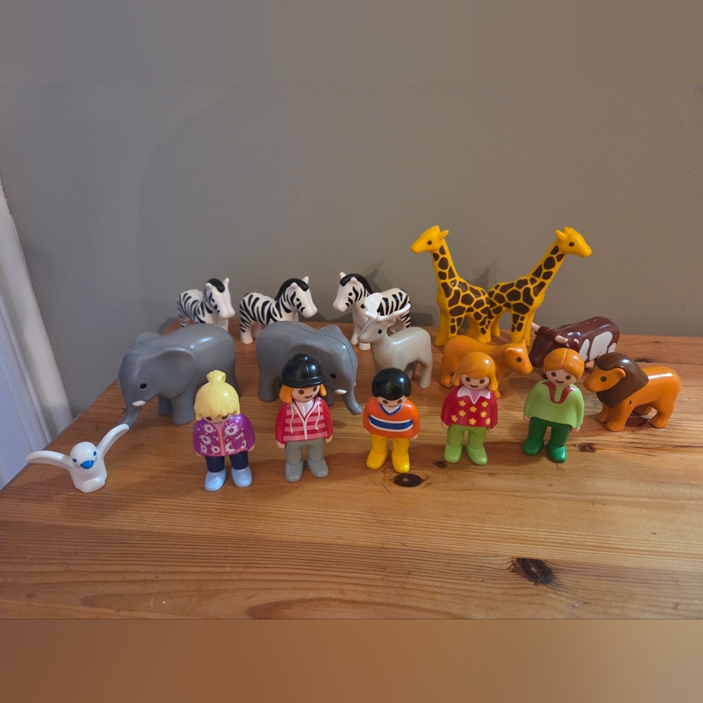 Playmobil 1.2.3 figures Set Of 17